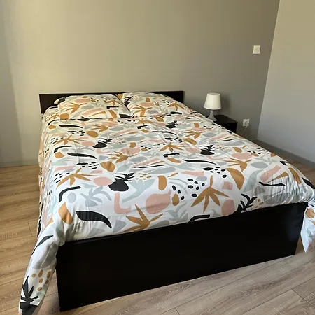 Charmant Appartement En Rez-De Chaussee Saint-Marcel  Exterior foto